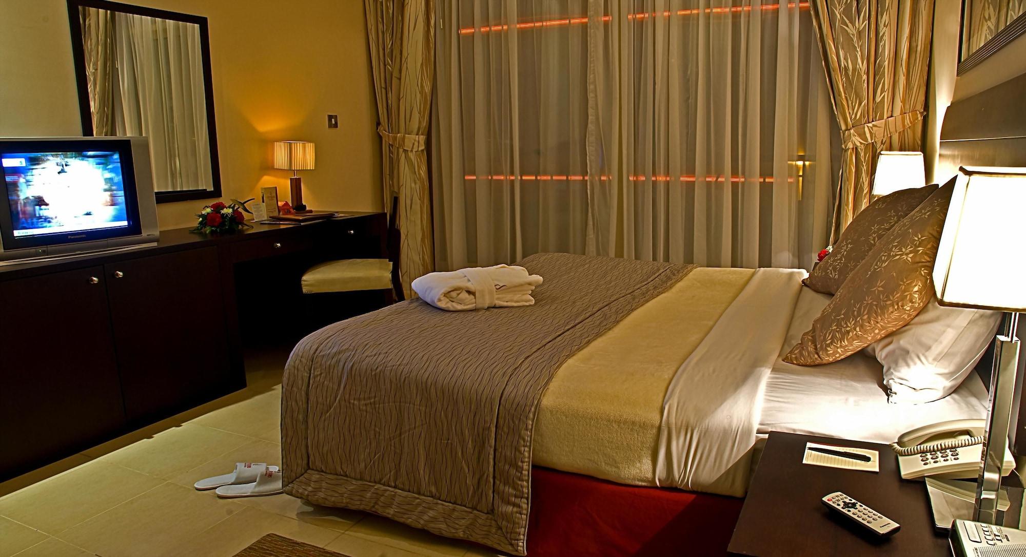 All Seasons Hotel Al Ain - Previously City Seasons Buitenkant foto