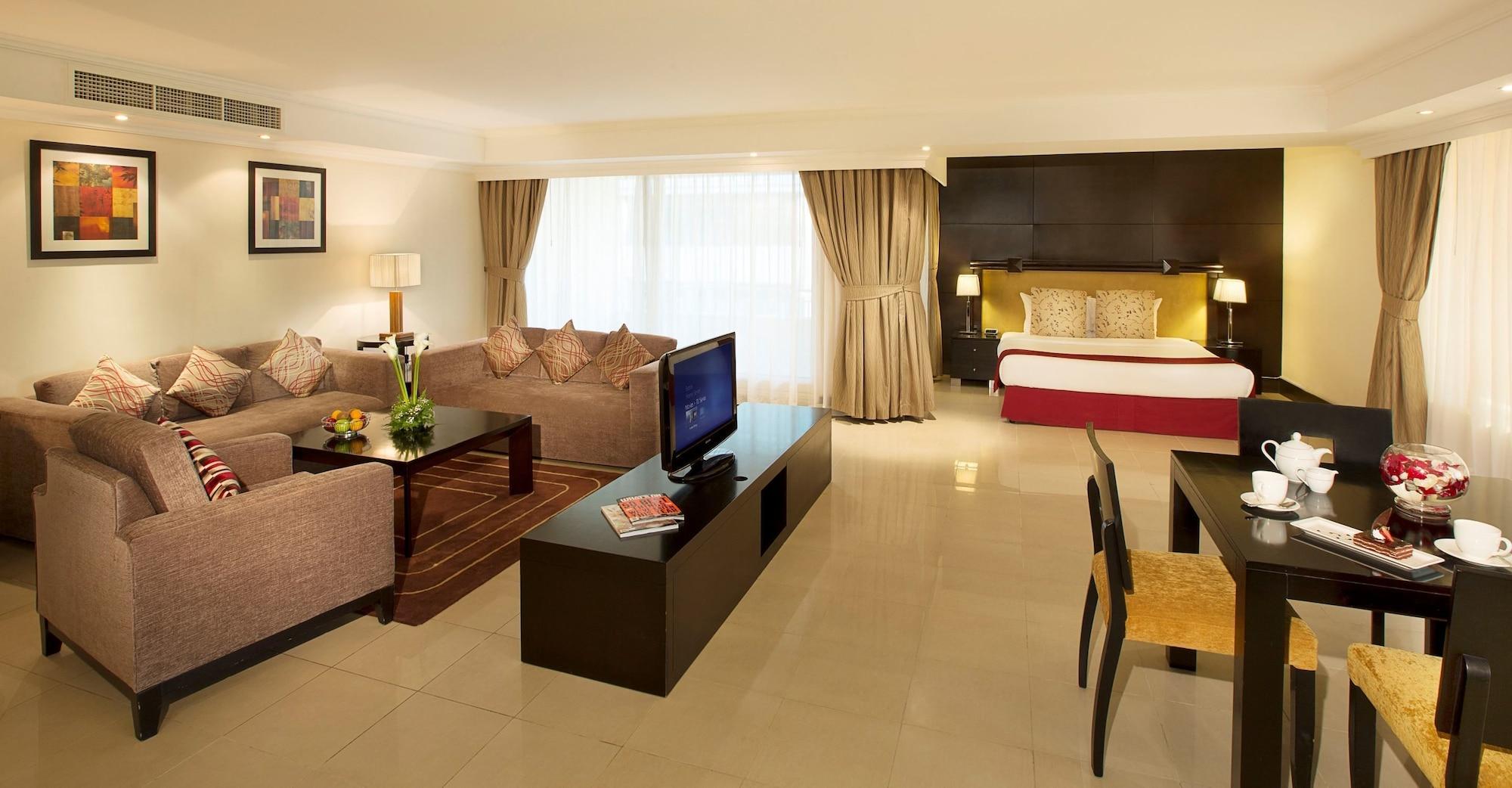 All Seasons Hotel Al Ain - Previously City Seasons Buitenkant foto