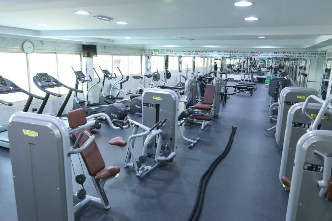 All Seasons Hotel Al Ain - Previously City Seasons Buitenkant foto